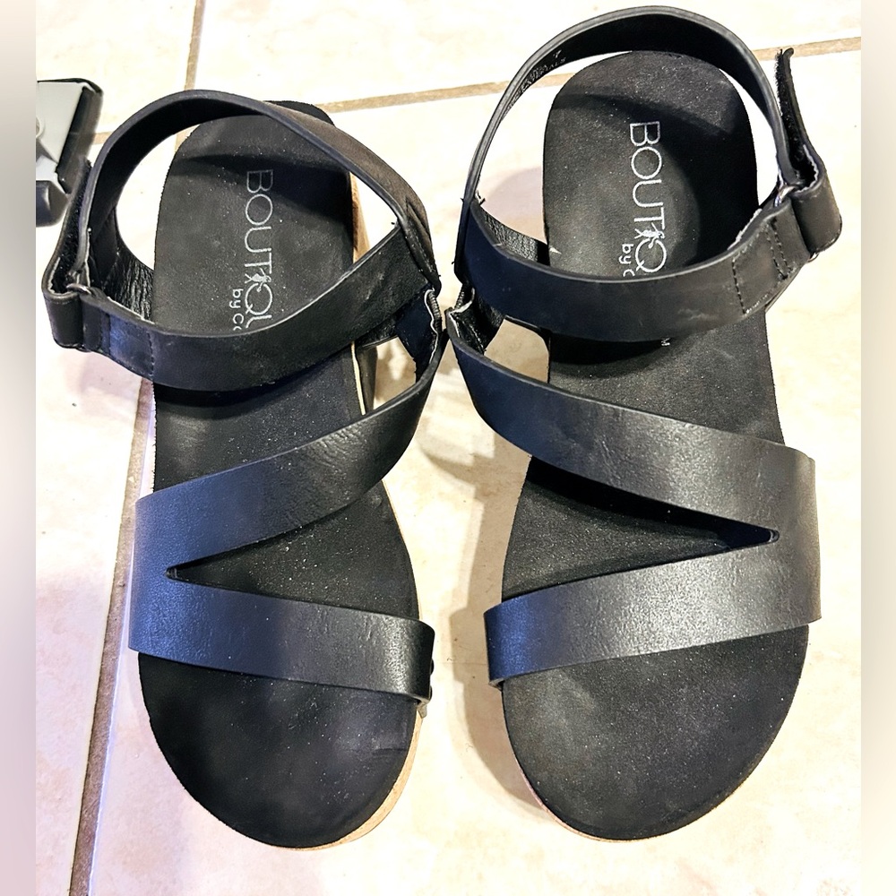Boutique by Corky’s Sun Down Black Wedge Sandal With Velcro Buckle. Size 7.